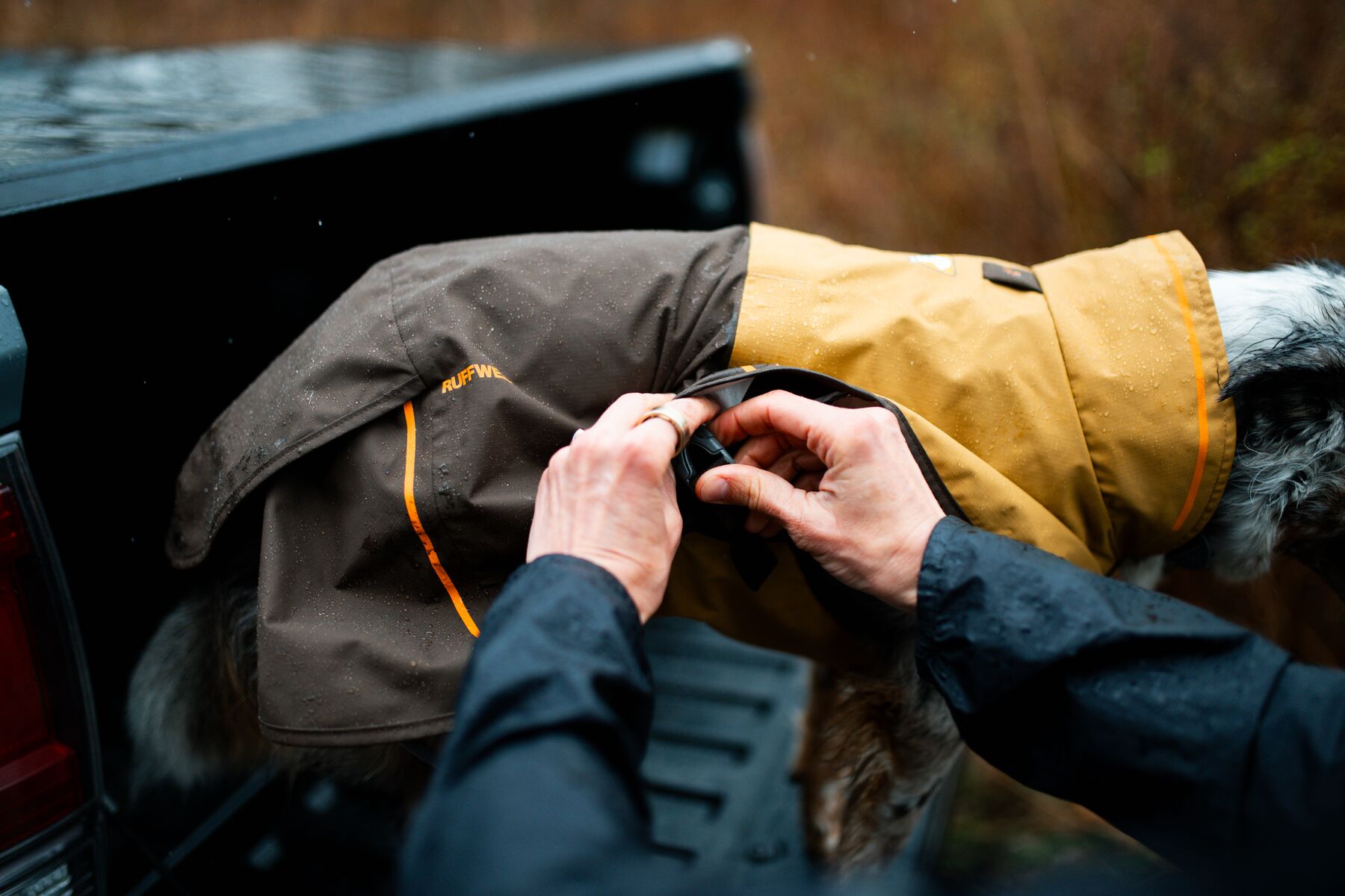 Ruffwear Sun Shower™ Jacket Earth Brown