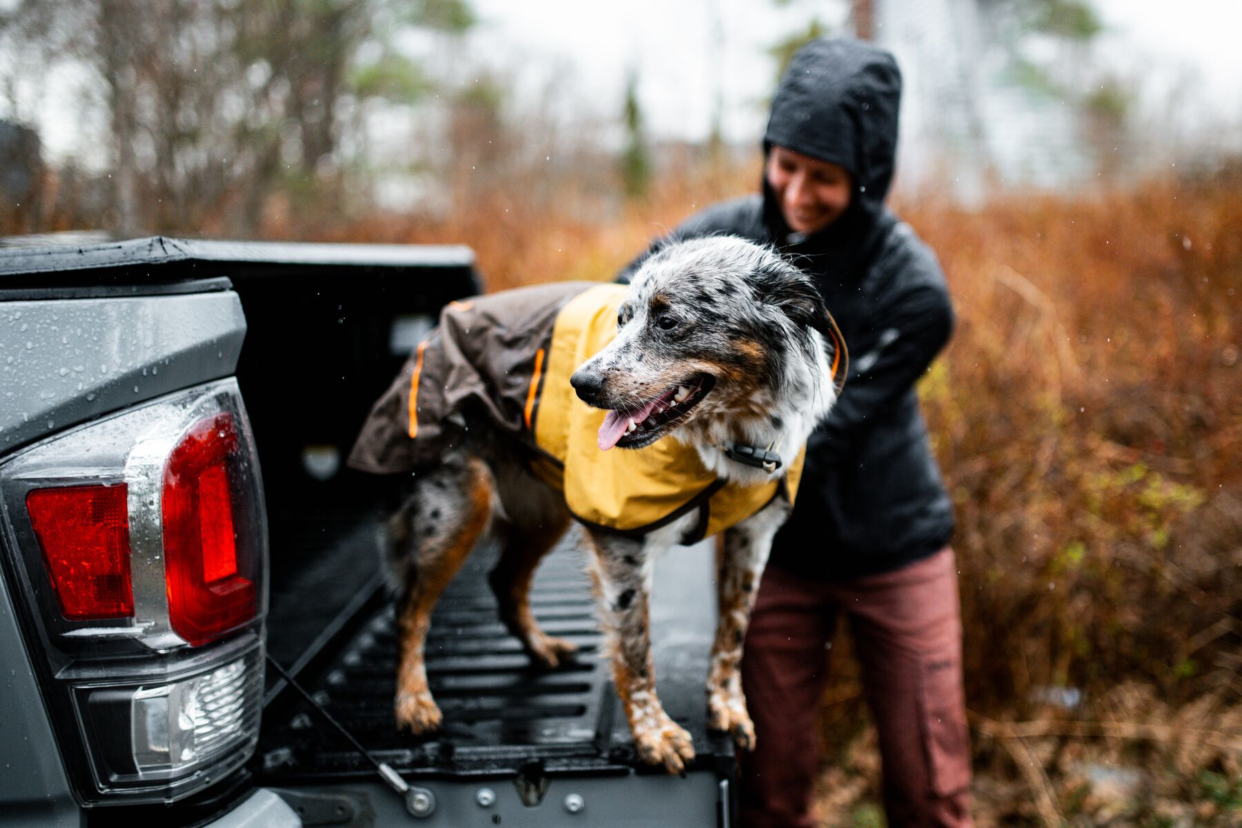 Ruffwear Sun Shower™ Jacket Earth Brown